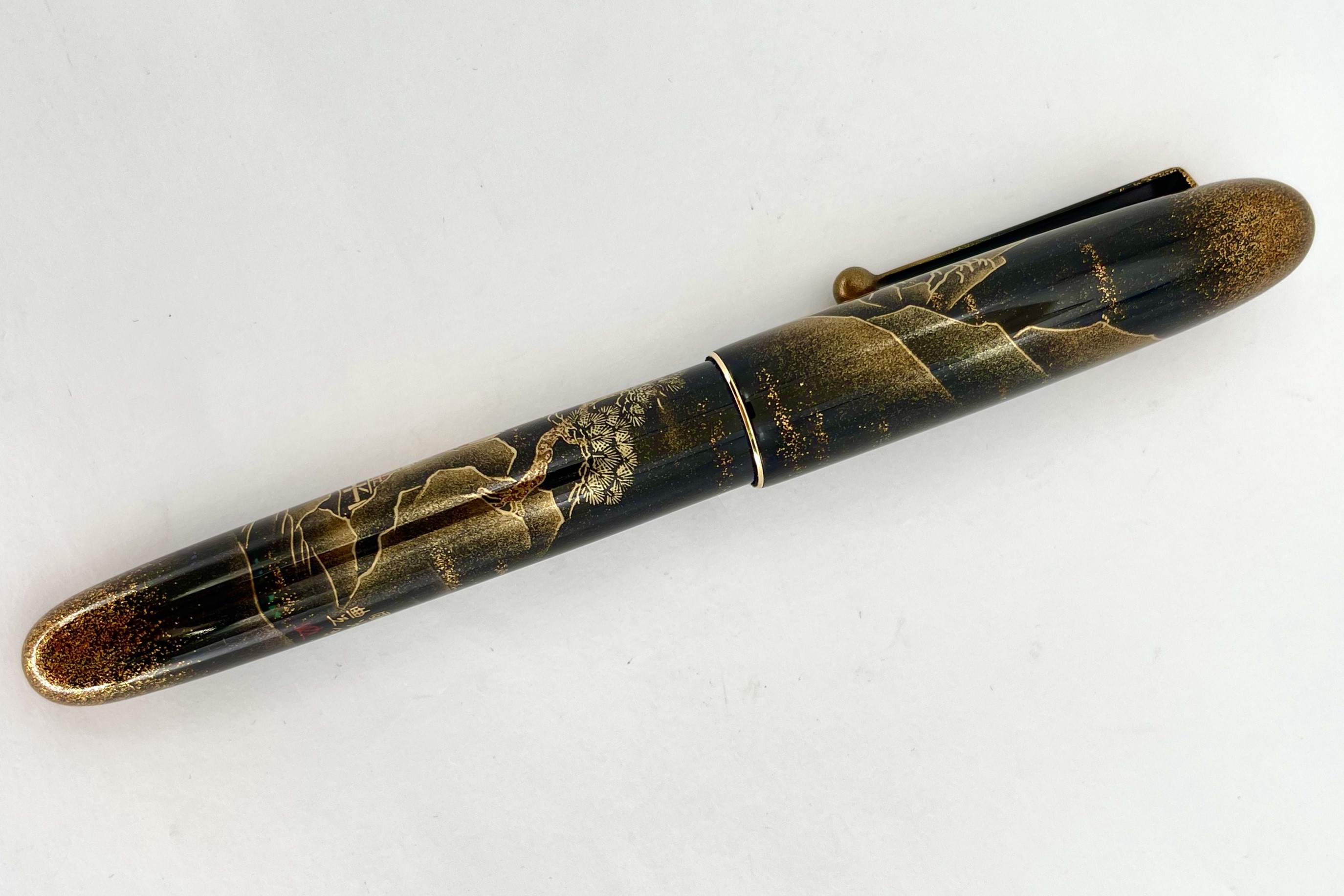 NamikiYukariRoyaleMakieNightSceneofPavilionFountainPen_J
